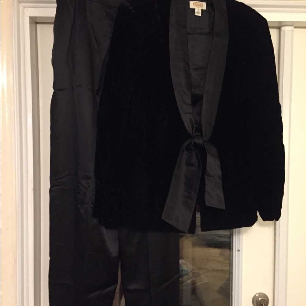 Talbots 2-piece Black Velvet/Satin Pantsuit